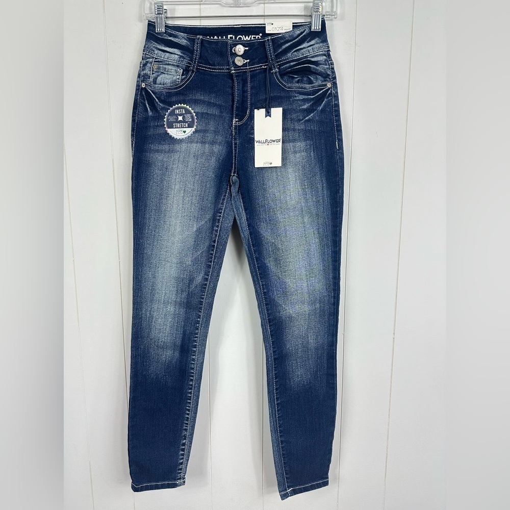 NWT Wallflower The Flirty Curvy High Rise Skinny Womens Size 0/24 Blue